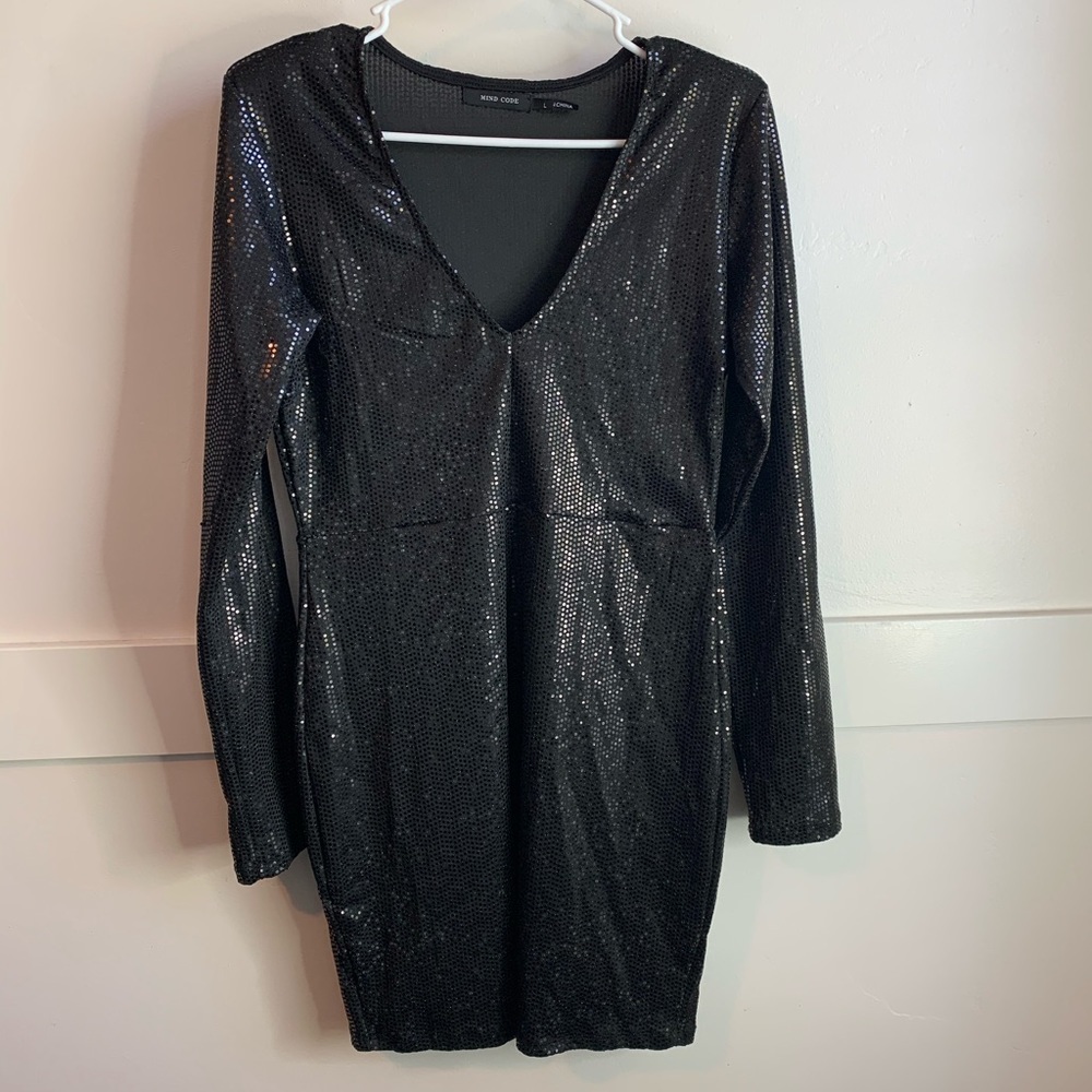 Mind Code Black Sequin Long Sleeve Dress